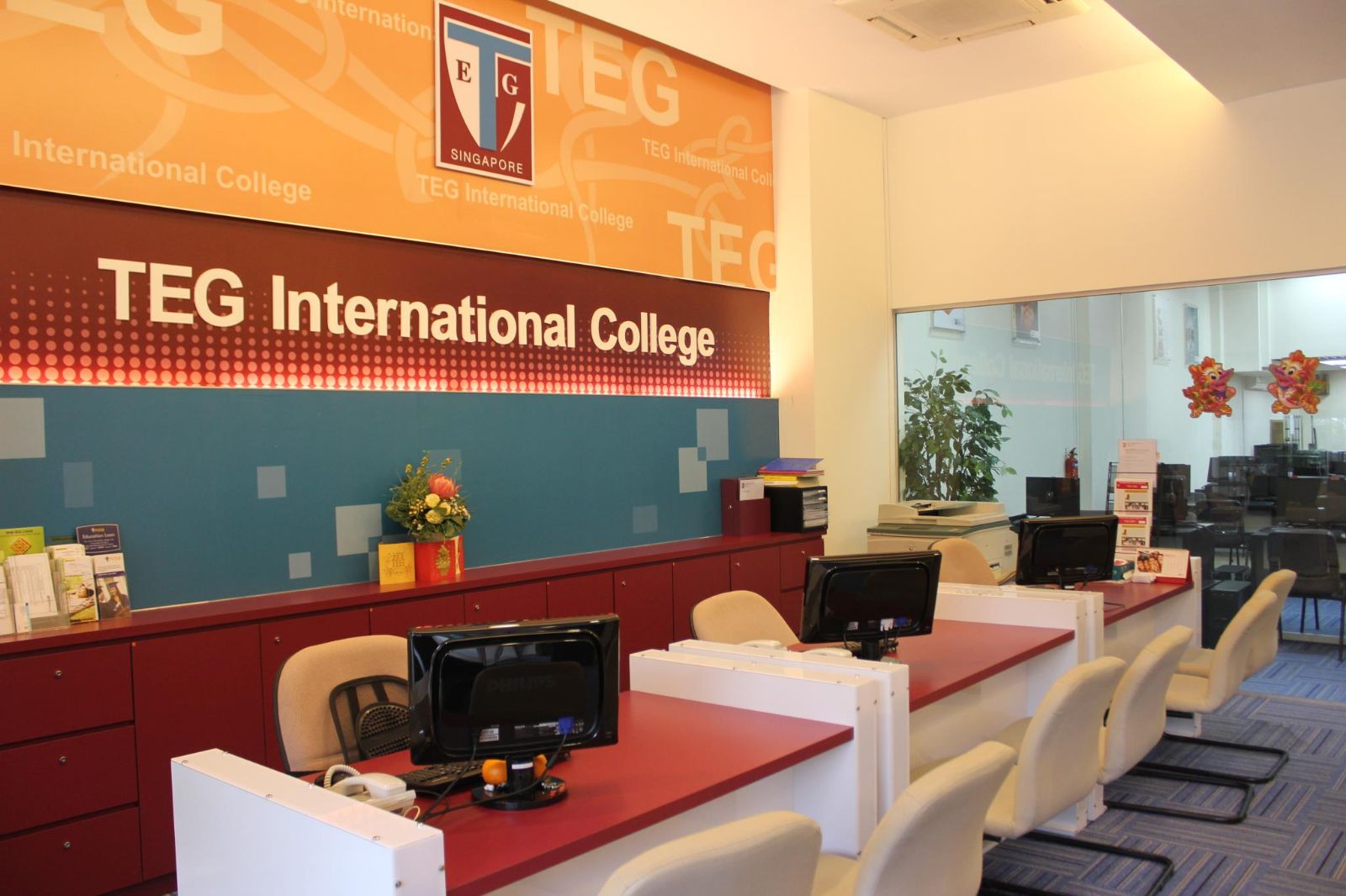 TEG International College ở Singapore